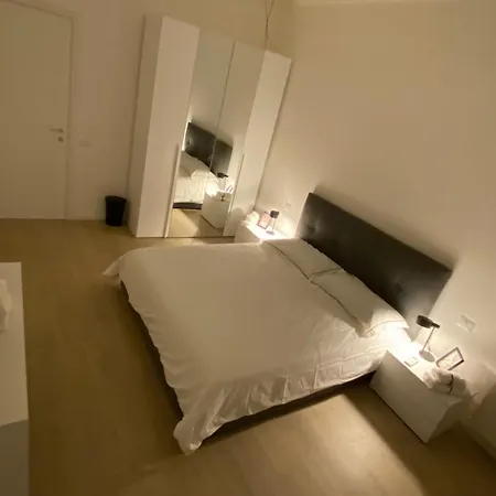 Jonny Apartament